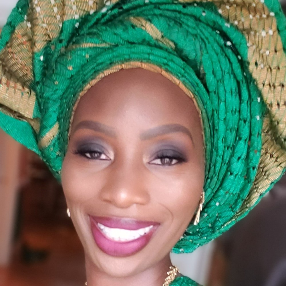 Meet your Posher, Henrietta